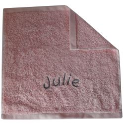 Panier savons et serviette personnalisée : Rose