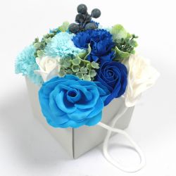 Bouquet surprise 10 Fleurs de savon : Fleurs savon bleues