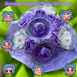 Bouquet cadeau : fleurs de savon Violet